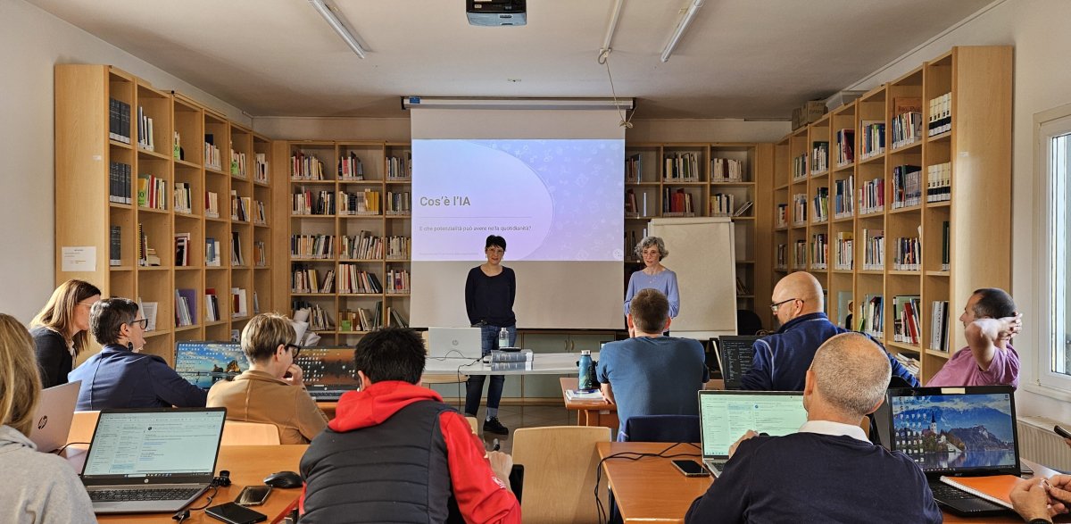 La classe della cooperativa Il Piccolo Principe di Casarsa della Delizia La classe dei partecipanti al corso "Potenzialità dell'IA all'interno delle organizzazioni" svolto da Creaa per la cooperativa Il Piccolo Principe di Casarsa della Delizia (PN) con la docente Federica Ferrarin