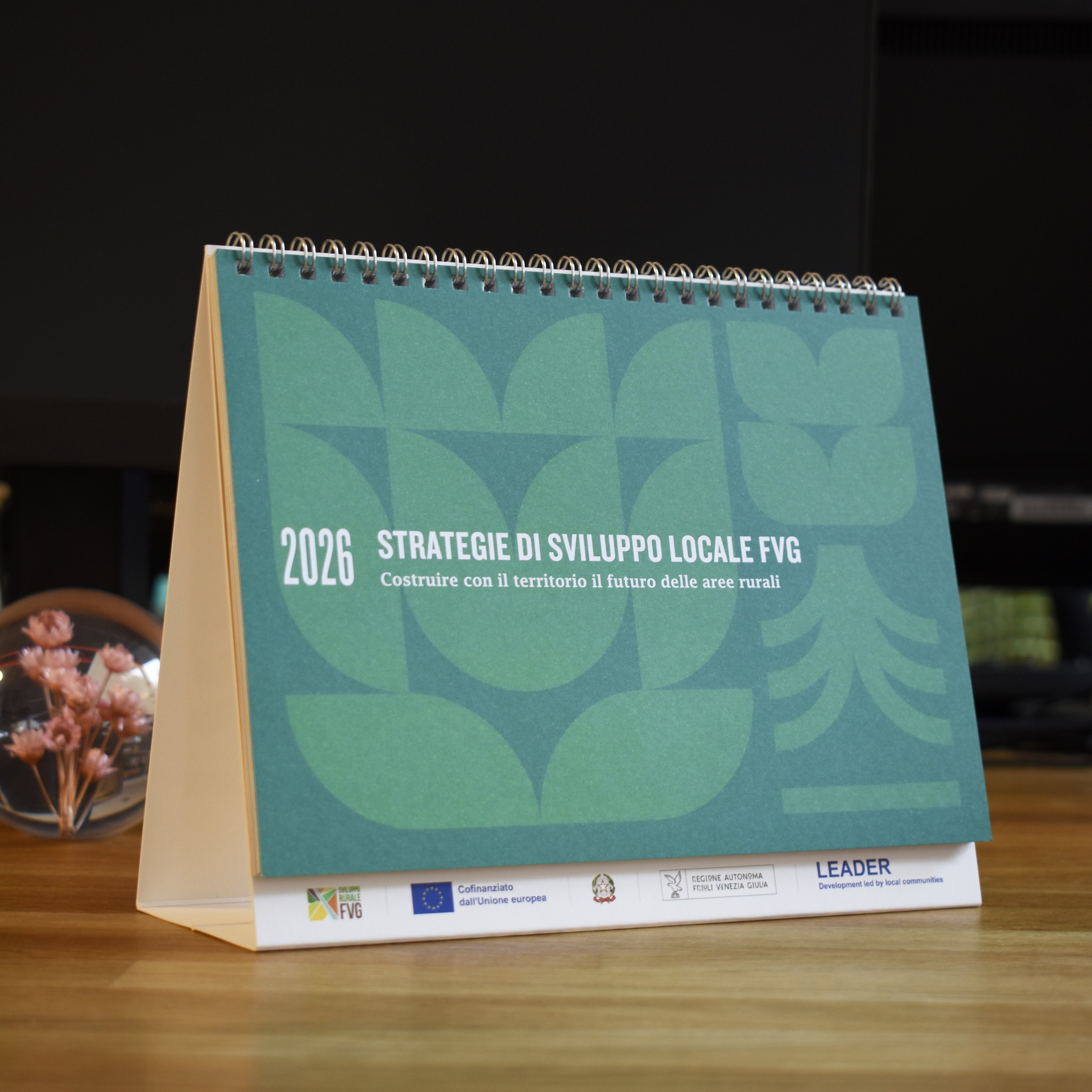 Copertina del Calendario 2026 da scrivania della Regione Friuli-Venezia Giulia - Sviluppo Rurale FVG